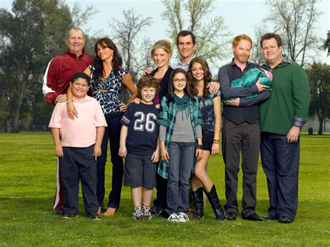 phil dunphy mom|gloria and phil modern family.